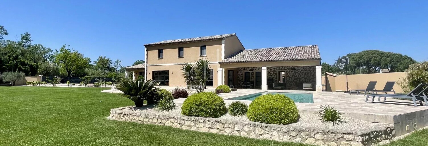 Maison 6 Pièces 195 m² à vendre à Tarascon (13150)