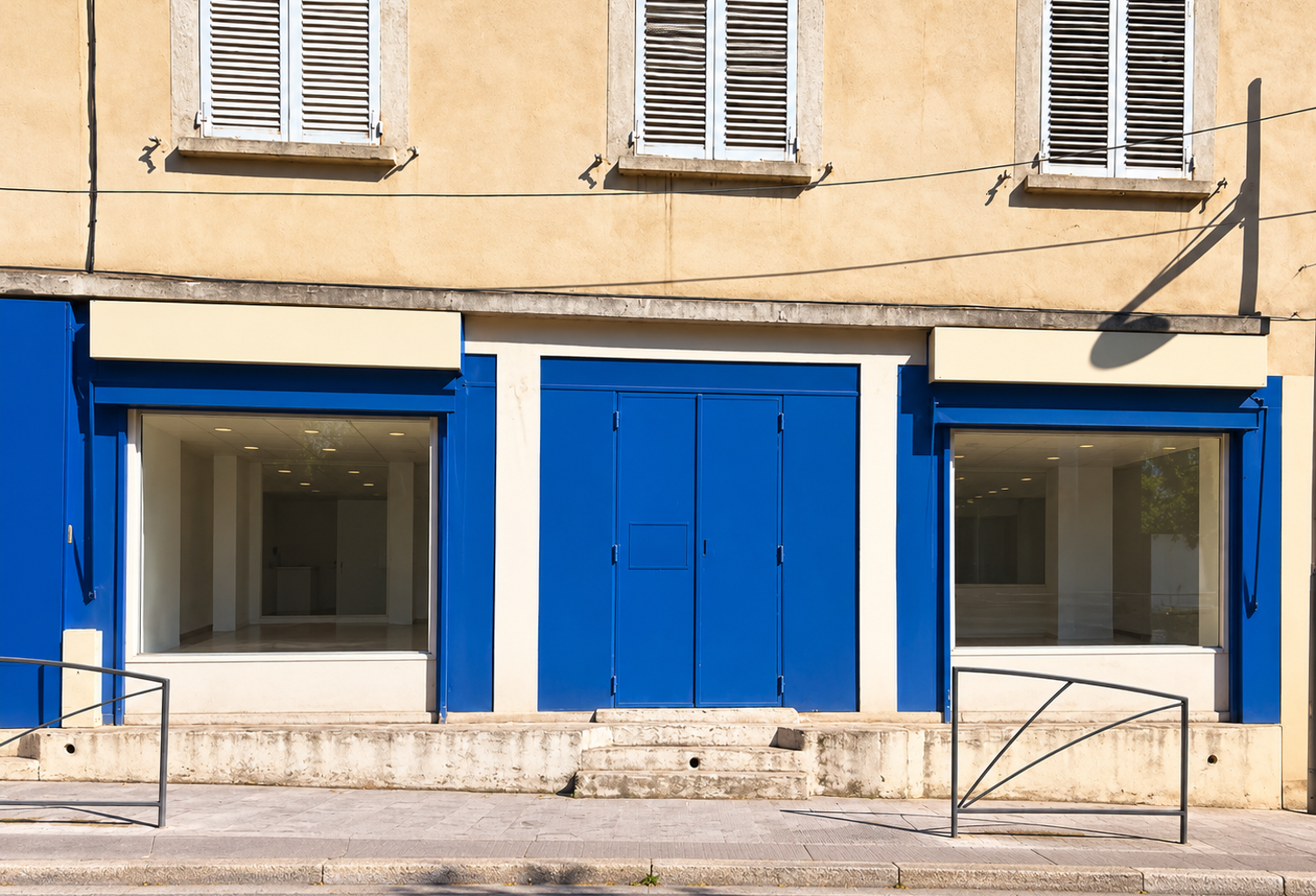 A VENDRE LOCAL / BUREAUX / LOFT CENTRE DE GHISONACCIA — photo 1