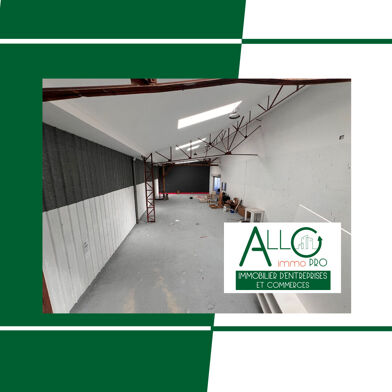 Local industriel  2500 €
