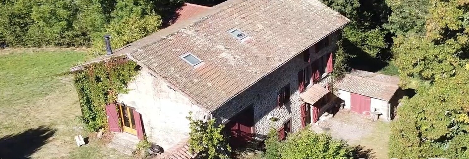 Maison 13 Pièces 367 m² à vendre à Saint-Ferréol-des-Côtes (63600)