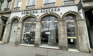 Commerce  322 m² à louer à Lyon 2 (69002)