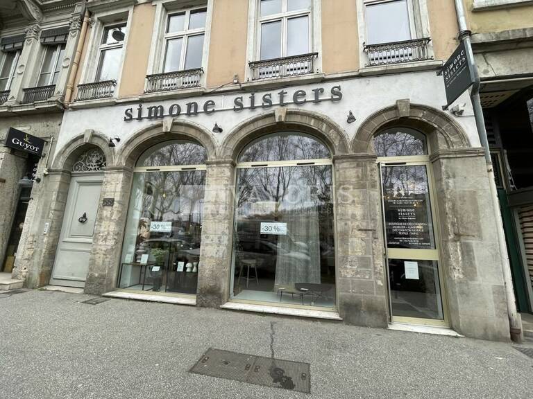 LOCAL COMMERCIAL à LOUER — photo 1