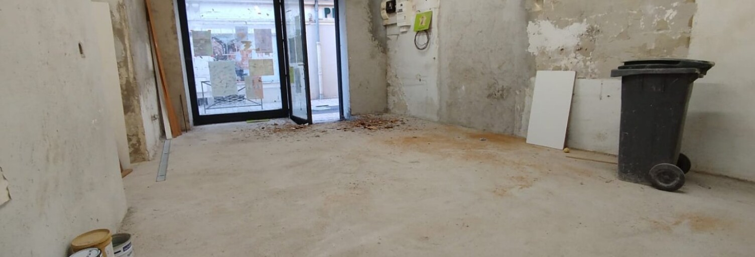 Commerce  45 m² à vendre à Vence (06140)