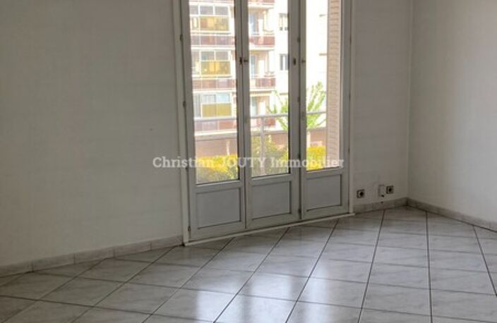 F4 — photo 4