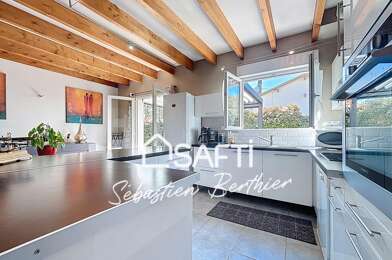 Maison 4 pièces 245000 €