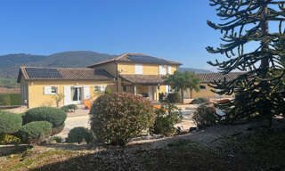 Maison 8 Pièces 250 m² à vendre à Saint-Didier-sur-Beaujeu (69430)