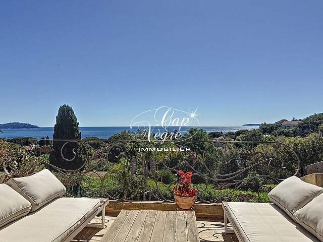 Villa vue mer située proche de la plage de Saint-Clair — photo du bien