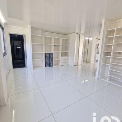 Appartement 3 pièces 3500 €