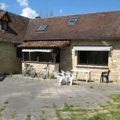 Maison 6 pièces 421200 €