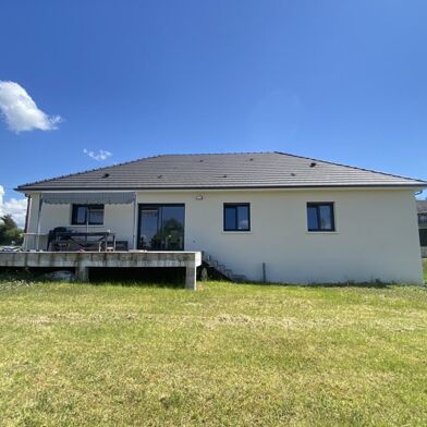 Maison 5 pièces 299990 €