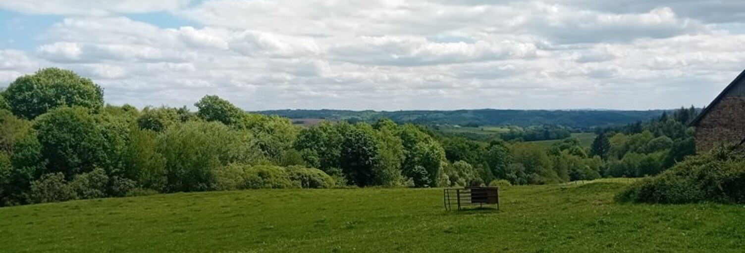 Terrain  175000 m² à vendre à Les Trois-Saints (19140)