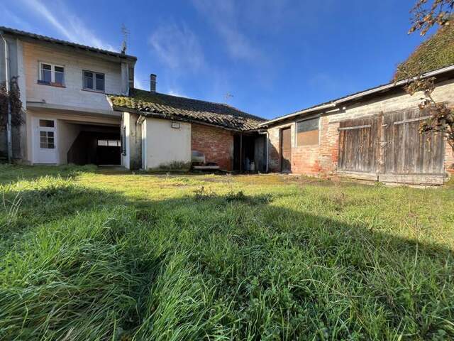 Maison de bourg de 5 pièces principales — photo du bien