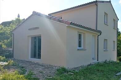 Maison 4 pièces 93415 €