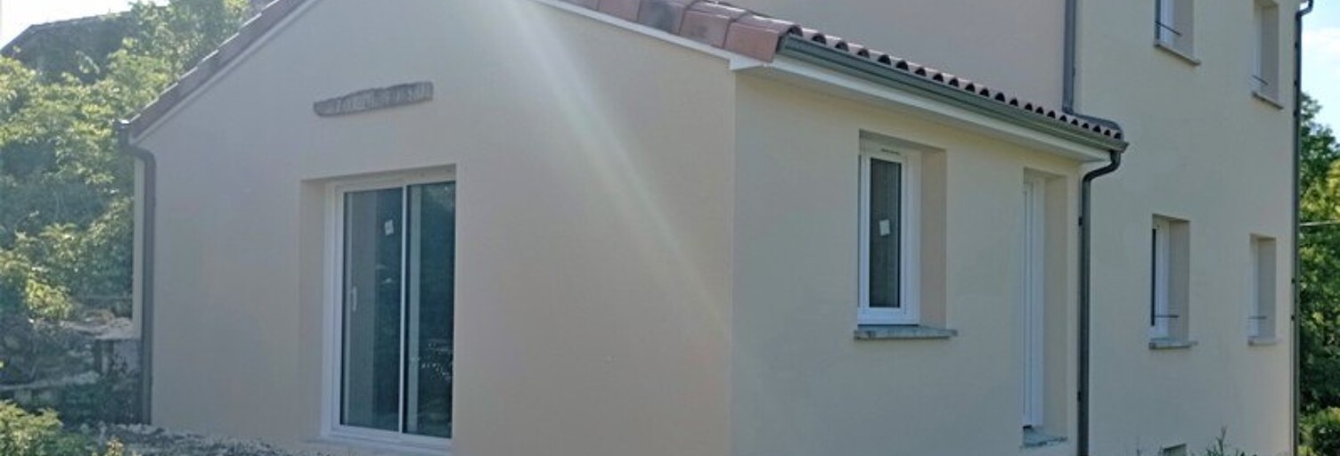 Maison 4 Pièces 135 m² à vendre à Saint-Georges-Antignac (17240)