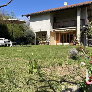 Maison 5 pièces 457600 €