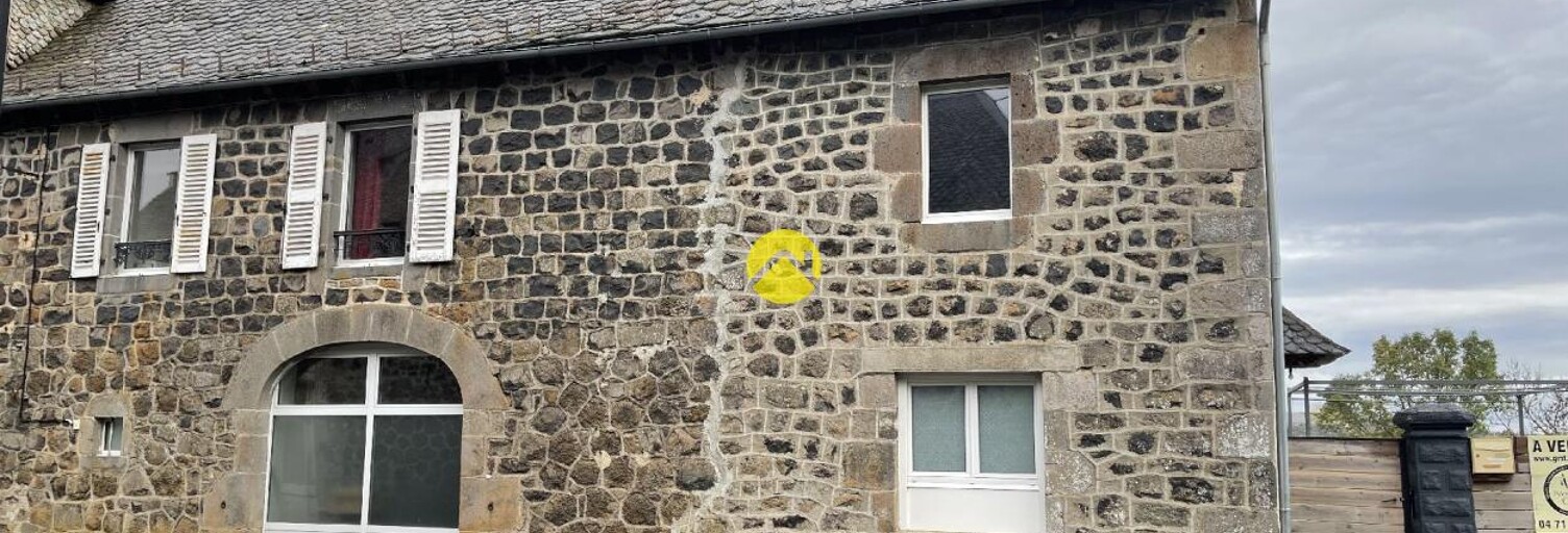 Maison 6 Pièces 158 m² à vendre à Pierrefort (15230)