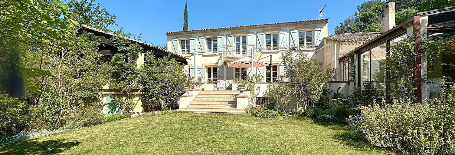 Maison 7 Pièces 250 m² à vendre à Rognes (13840)