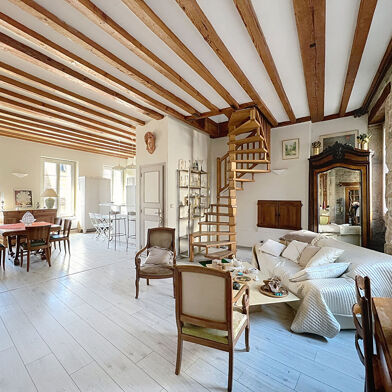 Appartement 5 pièces 279000 €