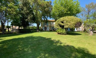 Maison 9 Pièces 300 m² à vendre à Arles (13200)