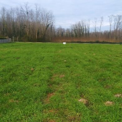 Terrain  87200 €