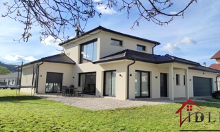 Maison 5 Pièces 178 m² à vendre à Izernore (01580)