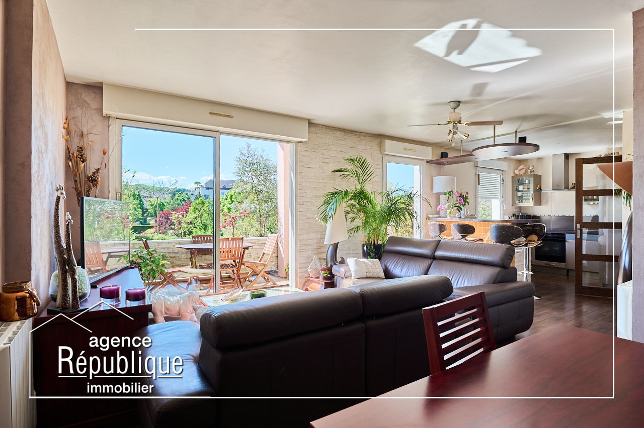 Vente Appartement 80 m² à Fontaine-Lès-Dijon 320 000 ¤
