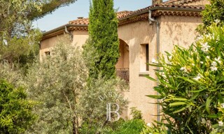Maison 15 Pièces 570 m² à vendre à Aix-en-Provence (13100)