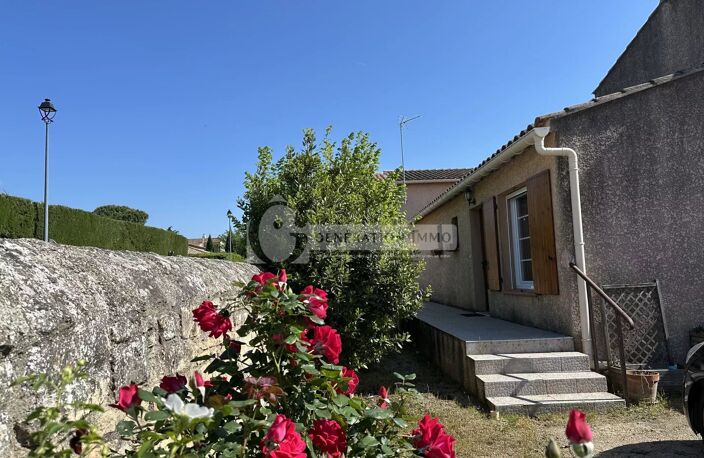 Maison au centre du village de Fontvieille — photo 2