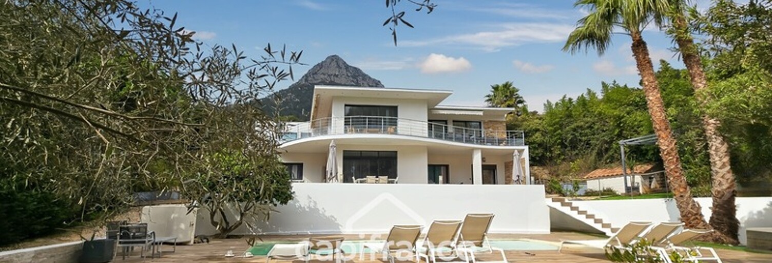 Maison 7 Pièces 240 m² à vendre à La Valette-du-Var (83160)