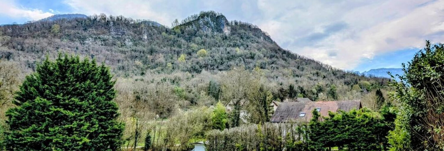 Terrain  1514 m² à vendre à Yenne (73170)