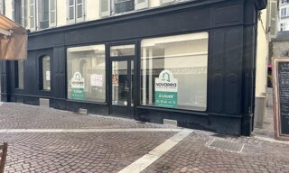 Commerce 1 Pièce 82 m² à louer à Pau (64000)
