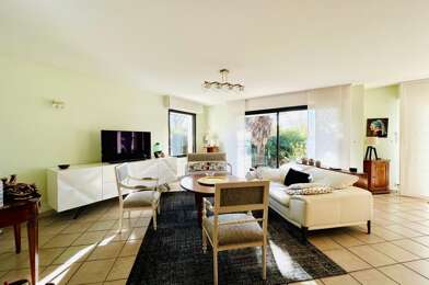 Maison 6 pièces 710600 €