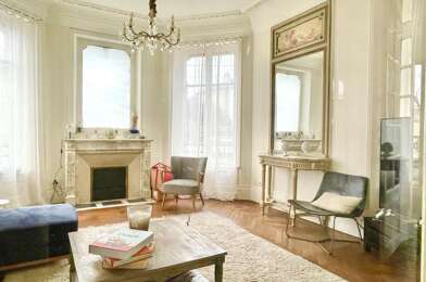 Maison 10 pièces 825000 €