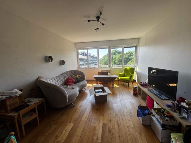 Appartement À Louer — photo du bien