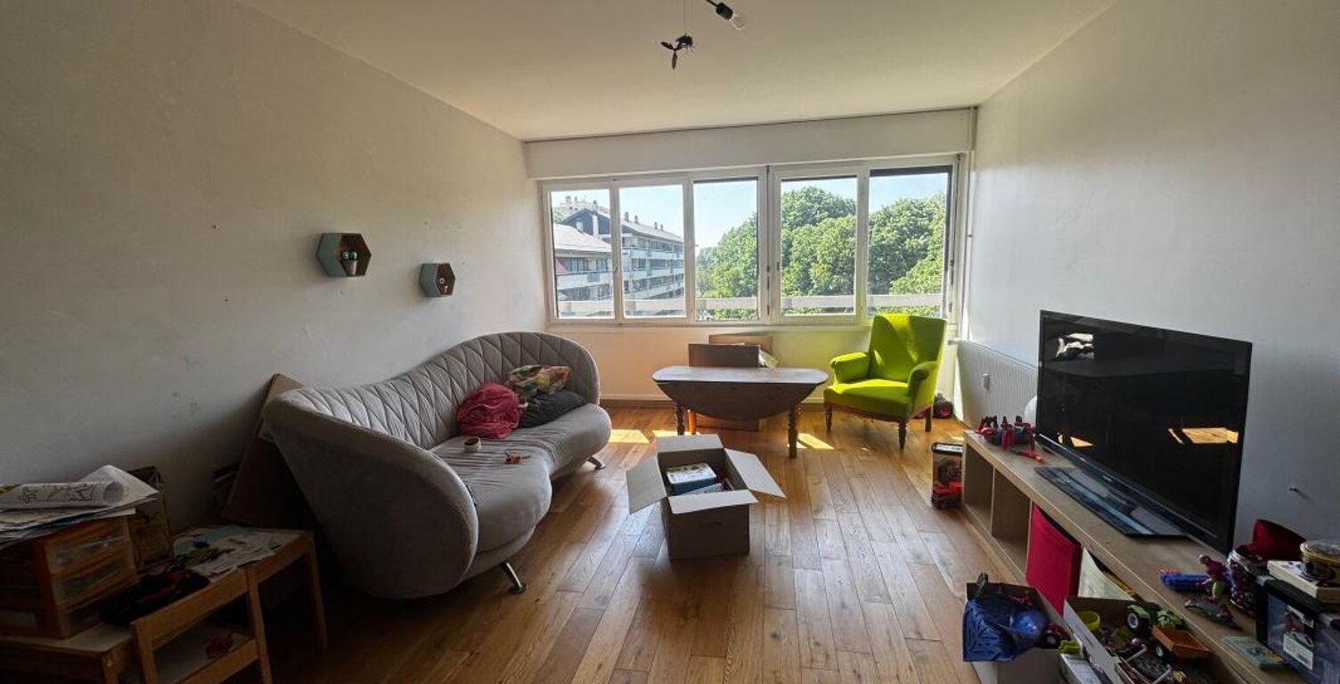 Appartement À Louer — photo 1