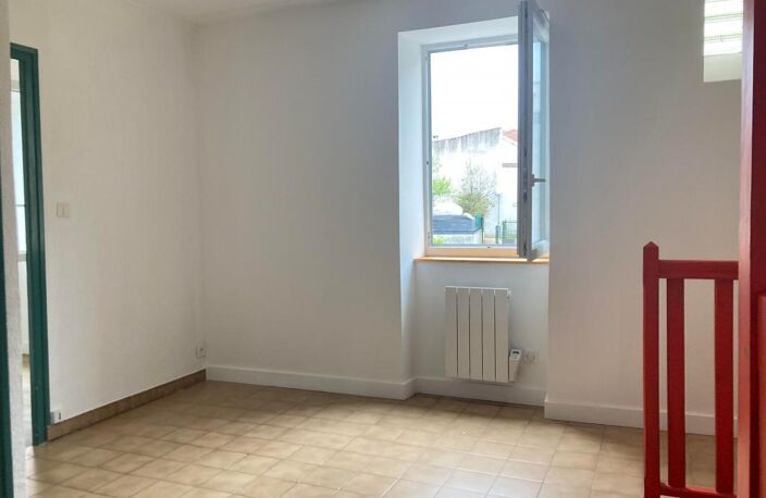 Appartement À Vendre — photo 2