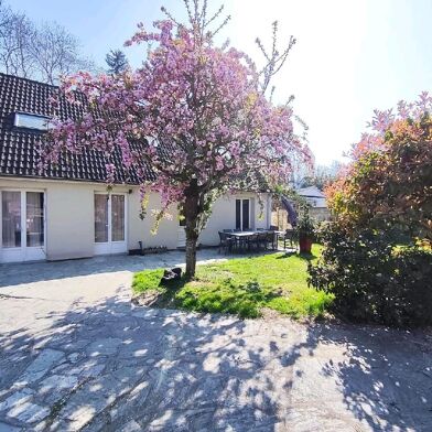 Maison 6 pièces 399500 €