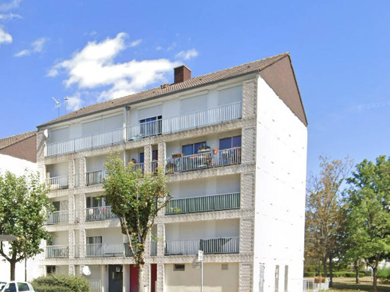 T2 - RUE PAUL VALERY - CHATEAUROUX — photo 1