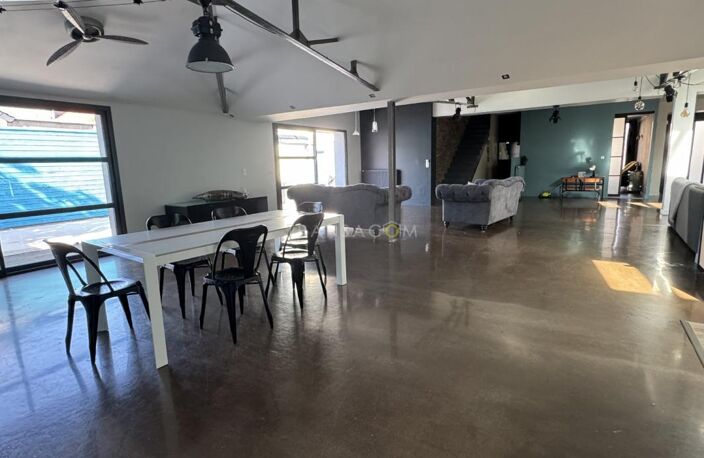 Loft/Atelier/Surface — photo 2