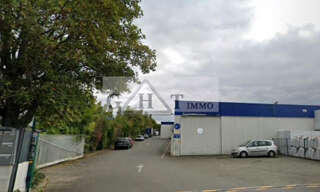 Local industriel  600 m² à louer à Gonesse (95500)