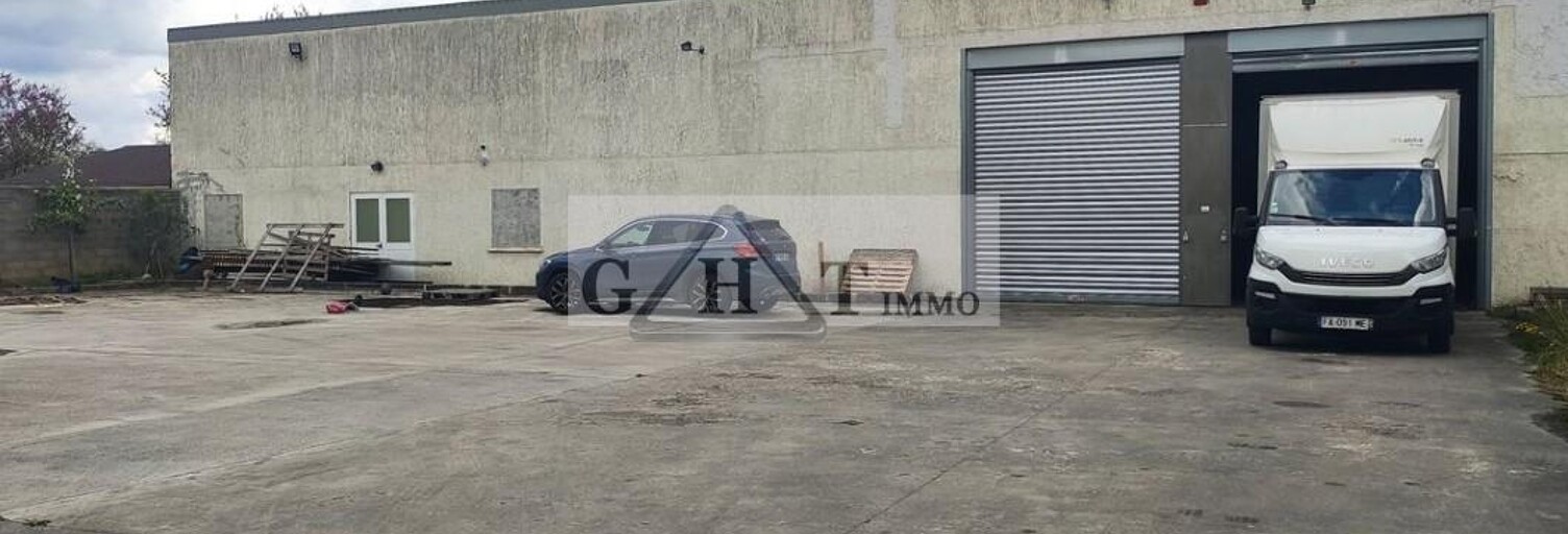 Local industriel  900 m² à vendre à Le Mesnil-Amelot (77990)
