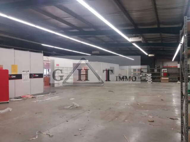 Bâtiment indépendant de 980 m² à vendre – Montgeron — photo du bien