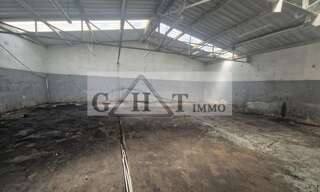 Local industriel  700 m² à vendre à Livry-Gargan (93190)