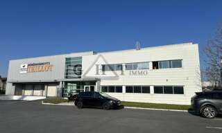 Local industriel  2220 m² à louer à Vitry-sur-Seine (94400)