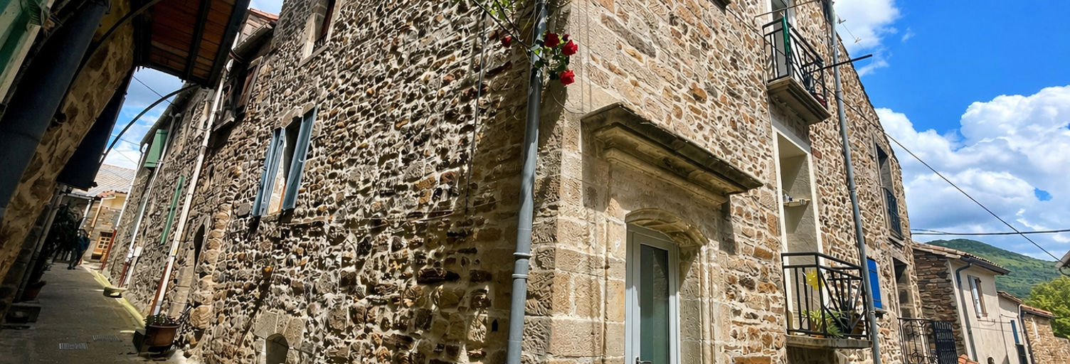 Maison 6 Pièces 122 m² à vendre à Saint-Félix-de-Lodez (34725)