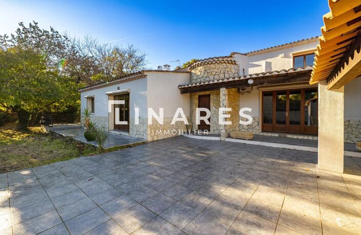 FAMILY PROJECT - Villa T6 de 260m² - Piscine - Garage - Terrain — photo 2