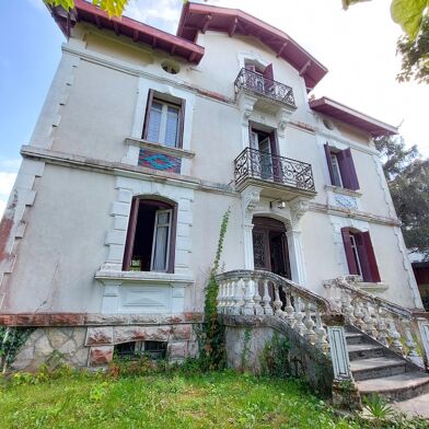 Maison 11 pièces 424800 €