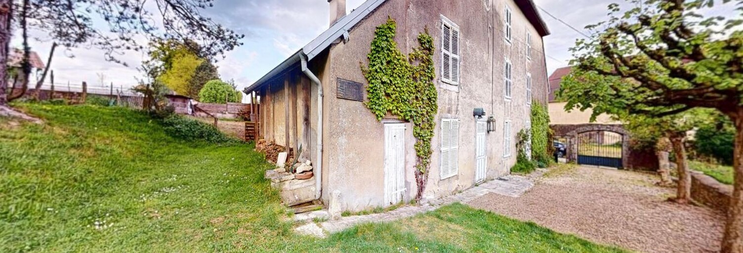 Maison 8 Pièces 213 m² à vendre à Thieffrans (70230)