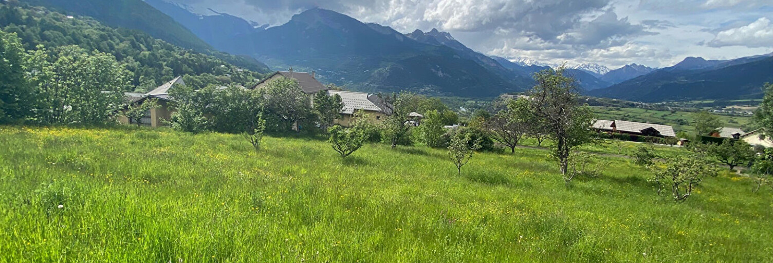 Terrain  793 m² à vendre à Risoul (05600)