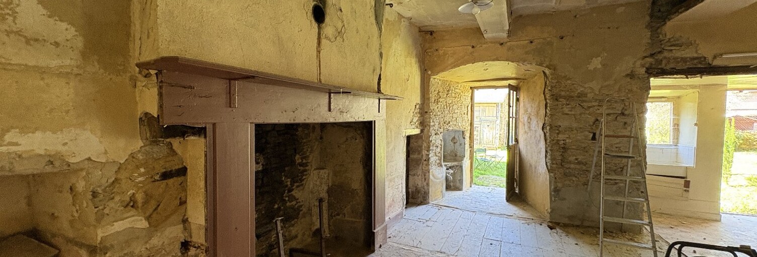 Maison 7 Pièces 218 m² à vendre à Saint-Yrieix-la-Perche (87500)